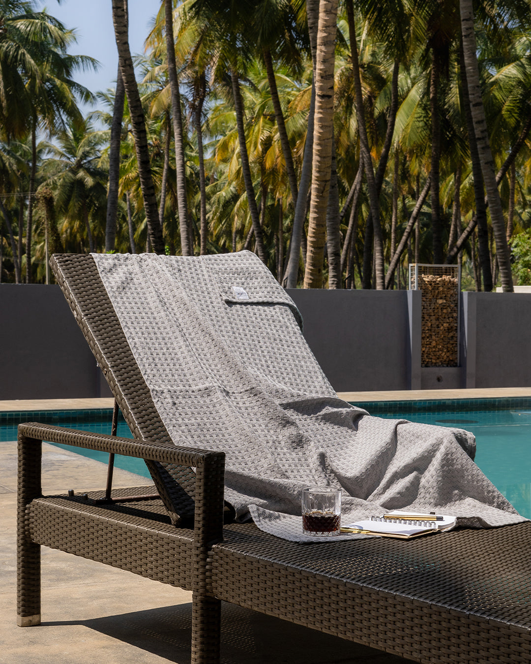 STAKTI | GREY COTTON TOWEL | HONEYCOMB | TOWEL