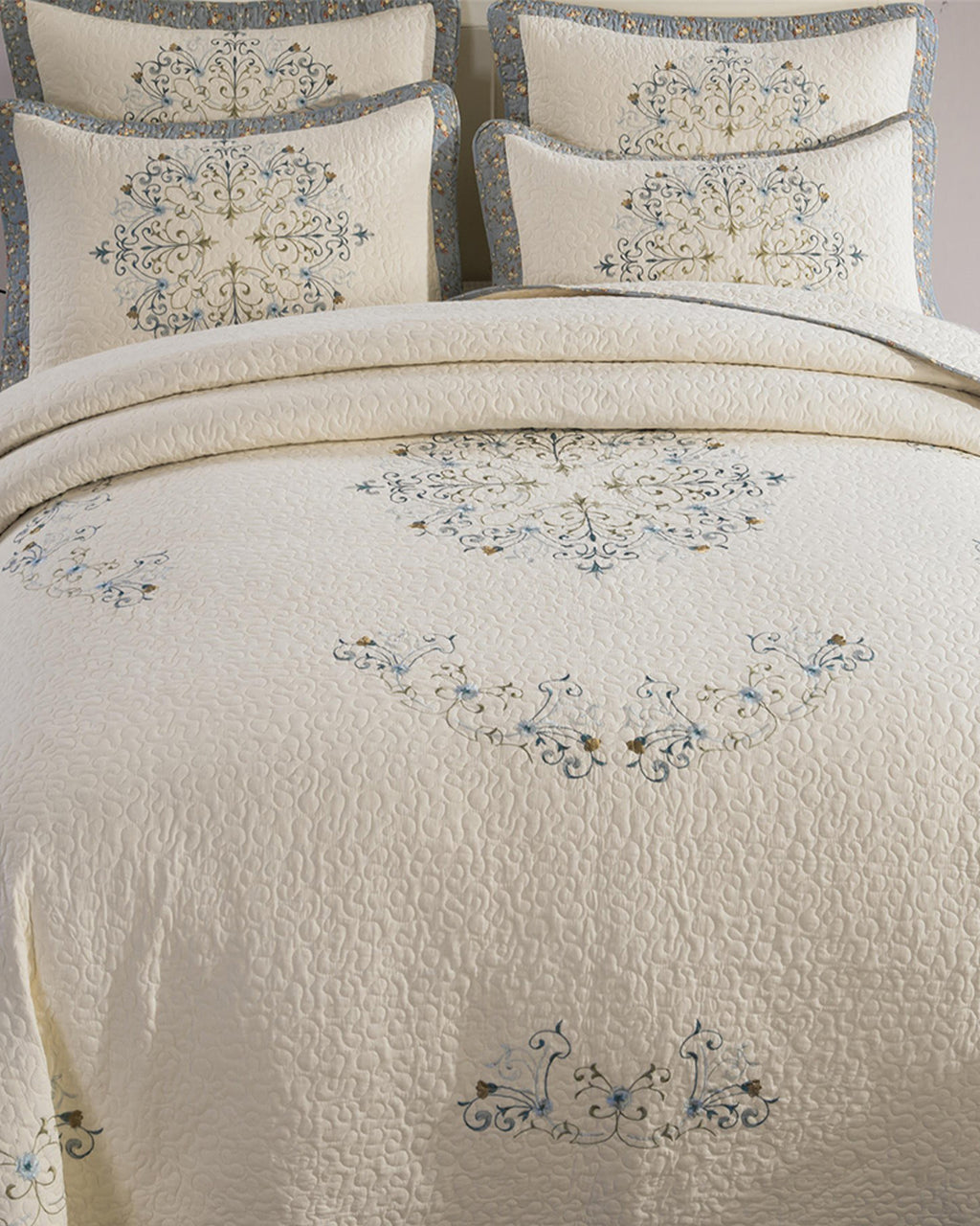 NÌMA | BEDSPREAD | ROYAL WHITE | PRINTED DESIGN